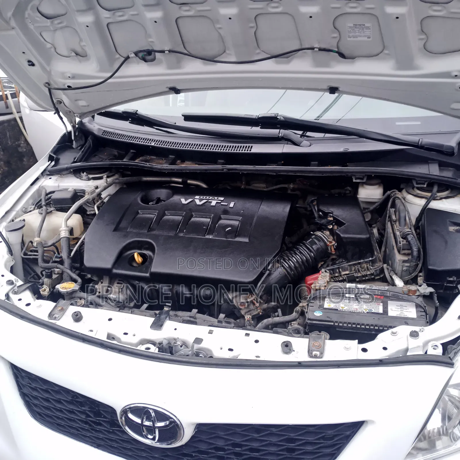 Toyota Corolla 2011 White