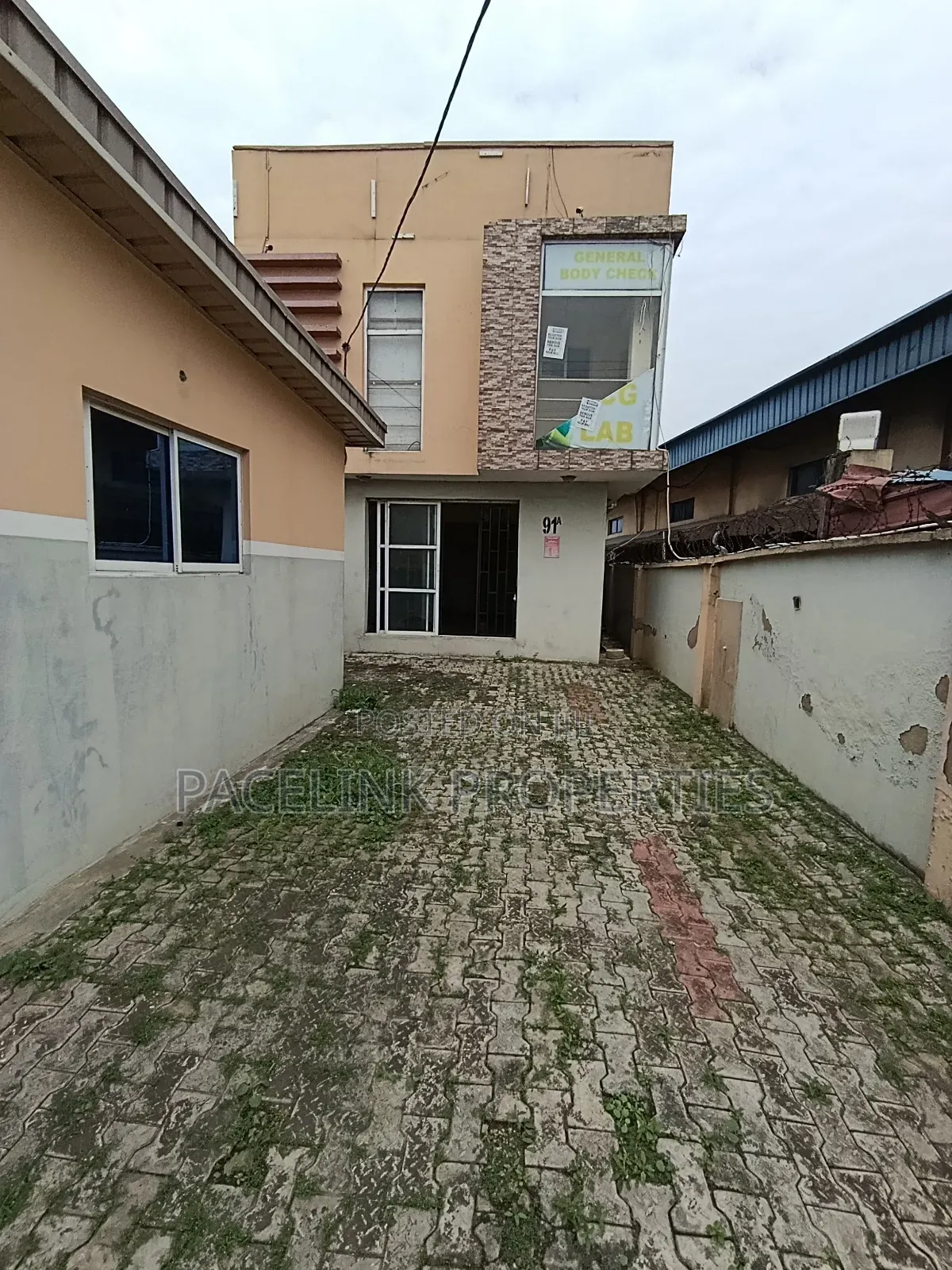 Standard 2 Bedroom Duplex for Commercial