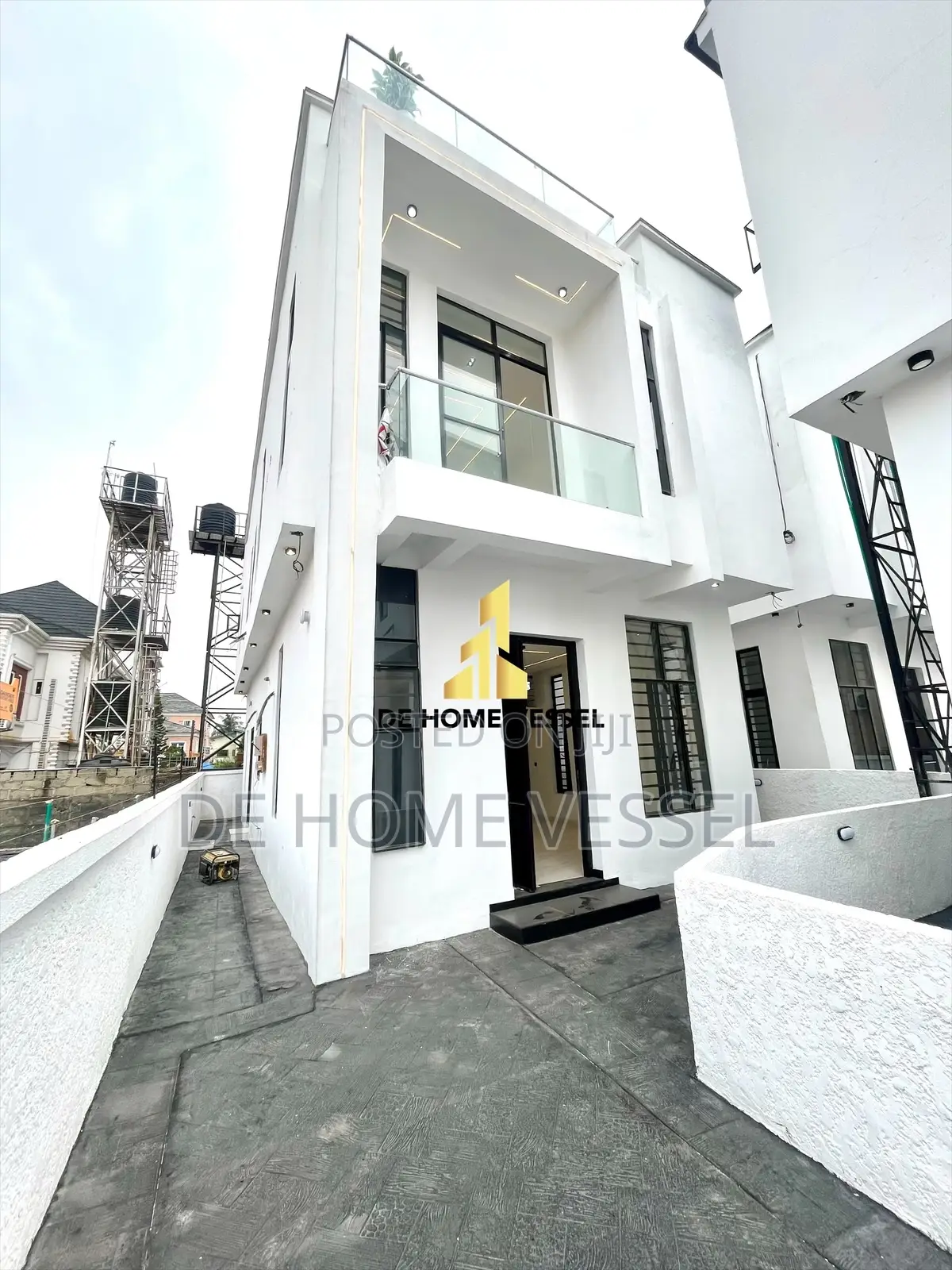 4bdrm Duplex in Lekki for sale