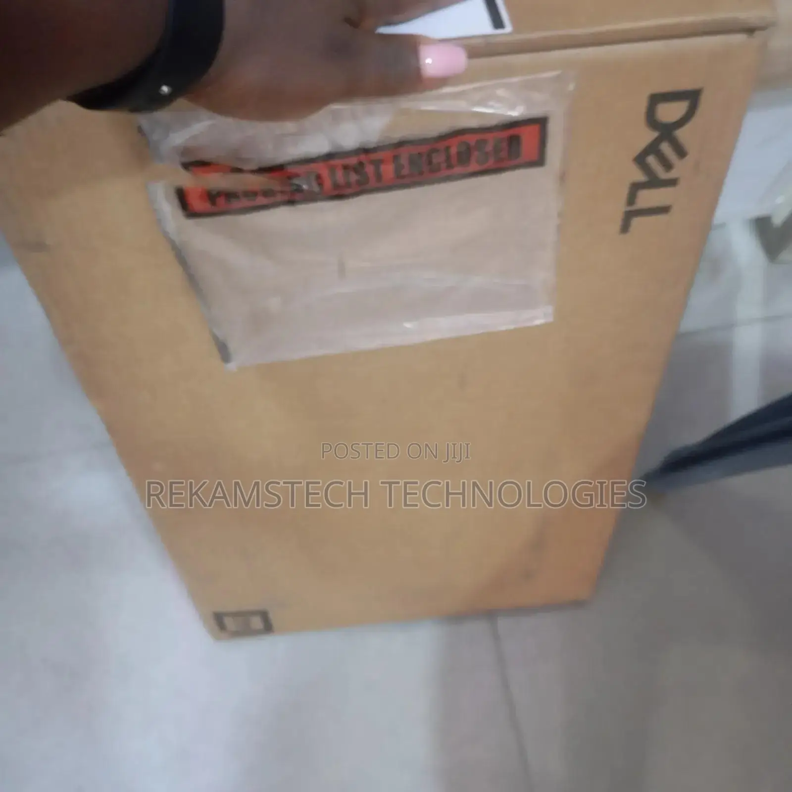 New Laptop Dell G15 5511 16GB Intel Core i7 SSD 1T