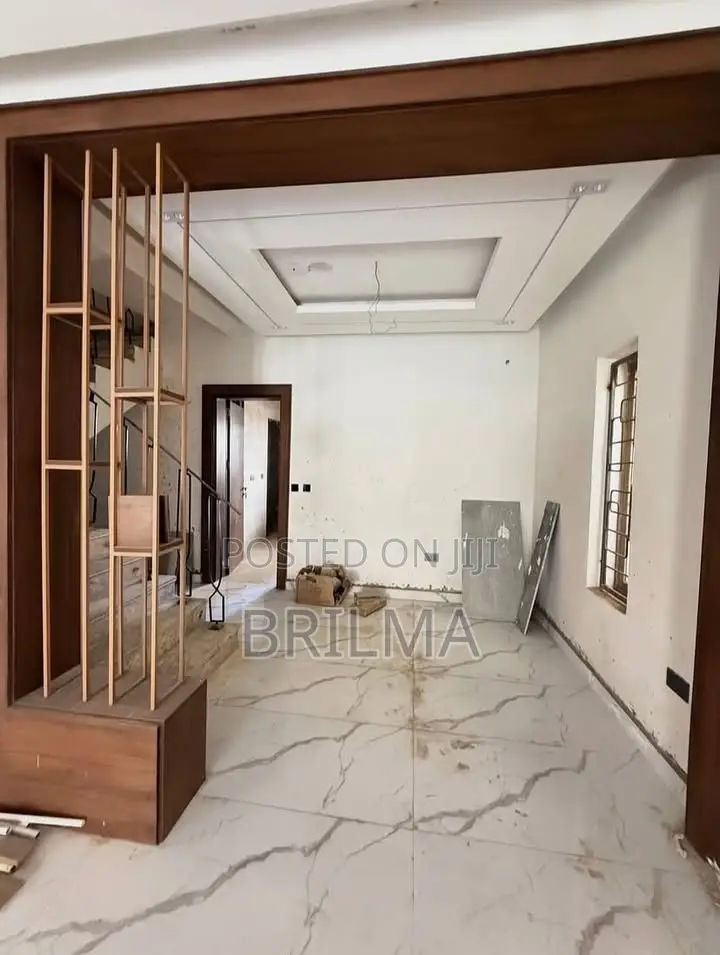 4bdrm Duplex in Mabushi for sale