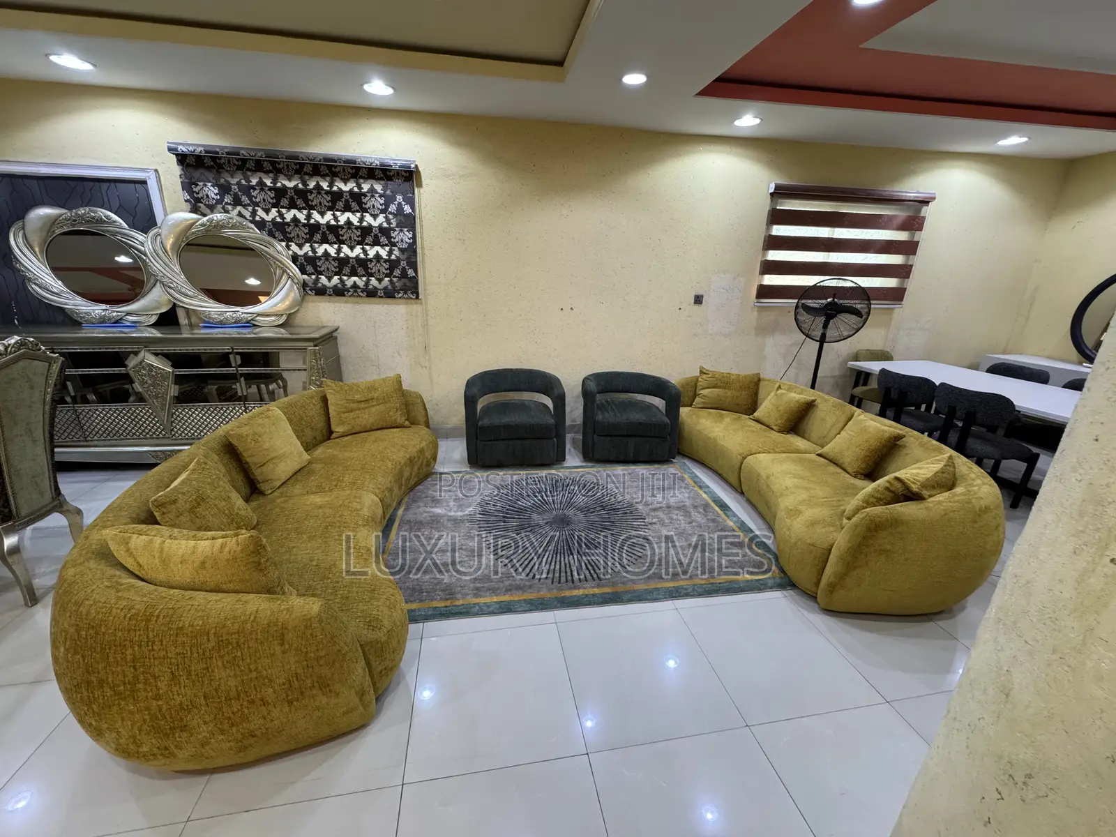 Contemporary Sofa Set
