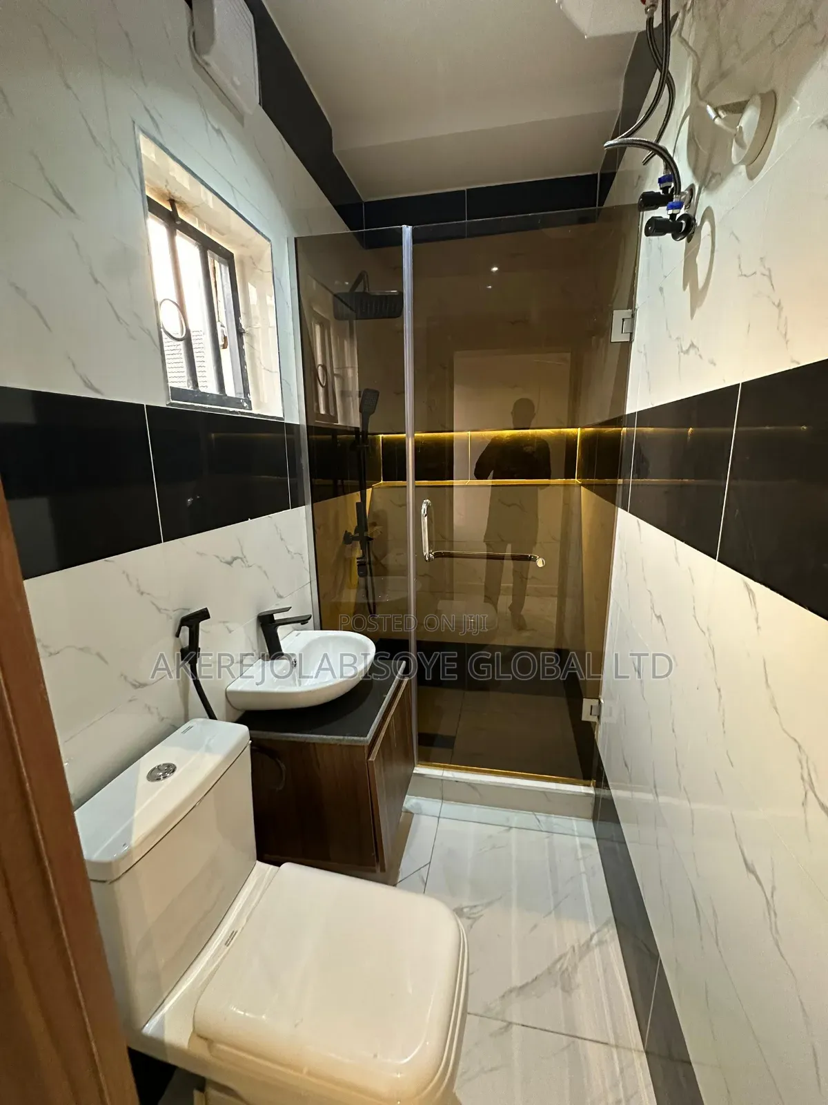 4bdrm Duplex in In An Estate for sale