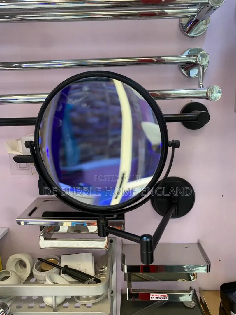 Executive Magnified Mirror