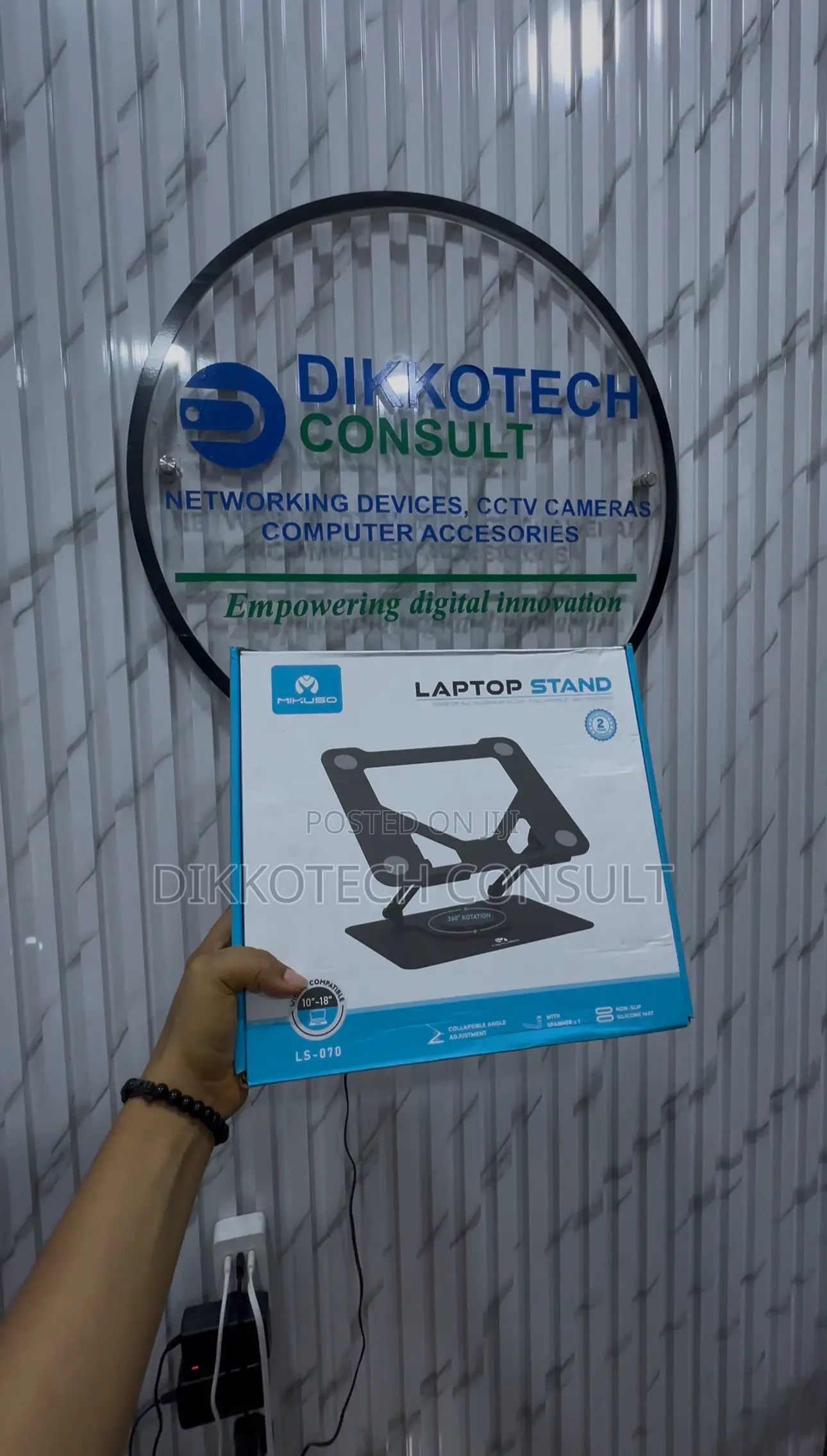Mikuso Adjustable Aluminum Laptop Stand (360° Rotation)