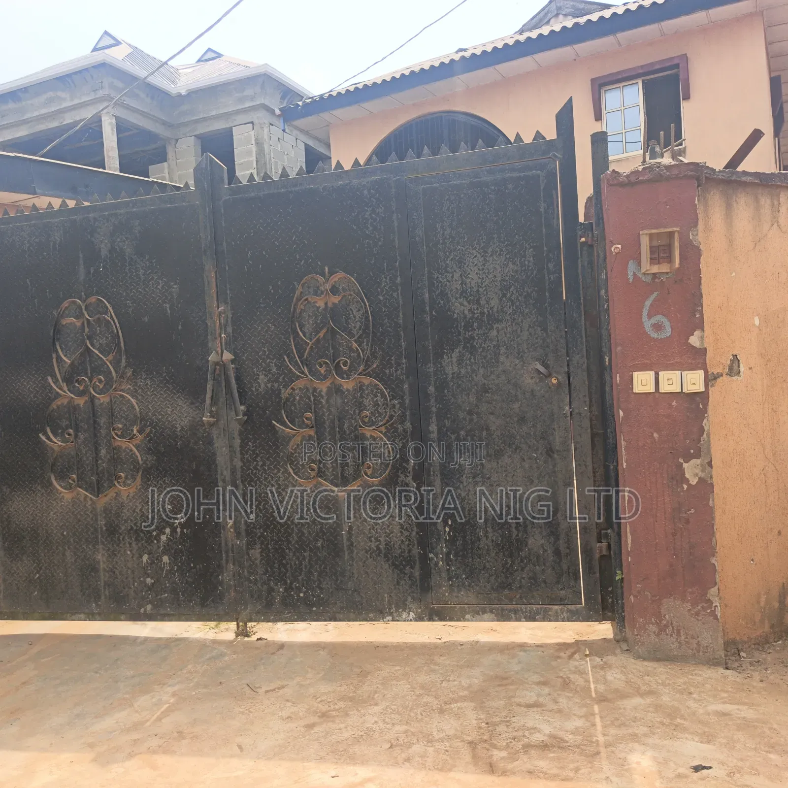 6bdrm Block of Flats in Rev Gbogboade Off, Ado-Odo/Ota for sale