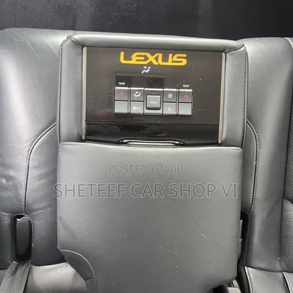 Lexus LX 570 AWD 2018 Gold