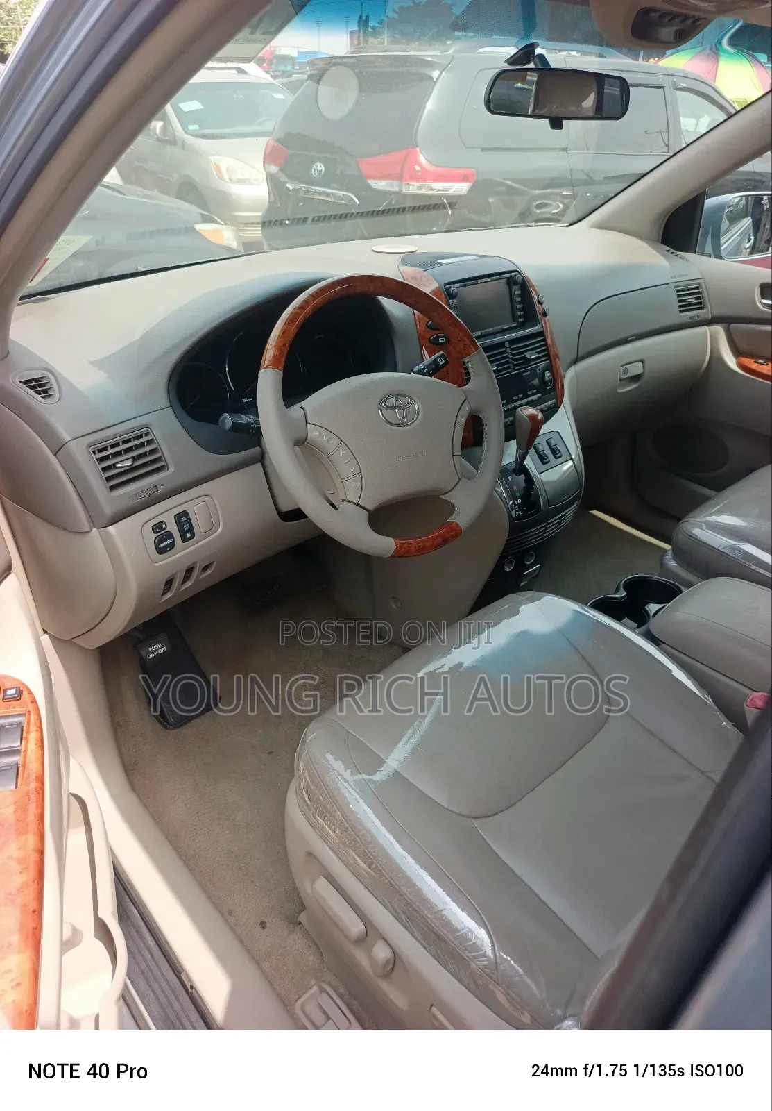 Toyota Sienna 2009 Blue