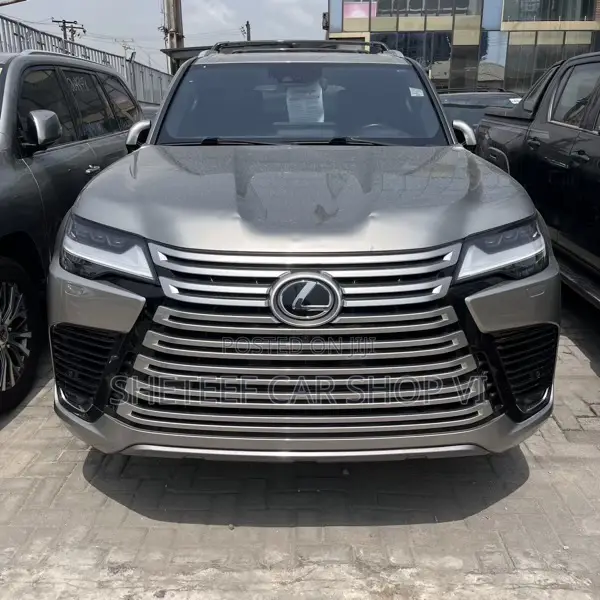 Lexus LX 600 2023 Silver