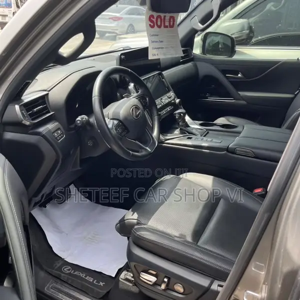 Lexus LX 600 2023 Silver