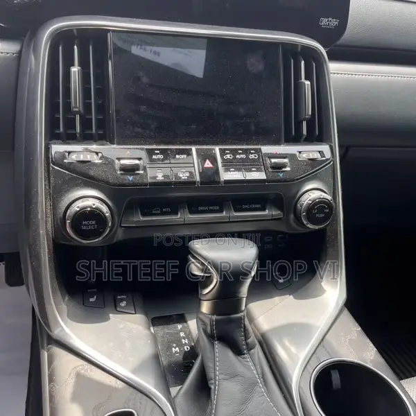 Lexus LX 600 2023 Silver