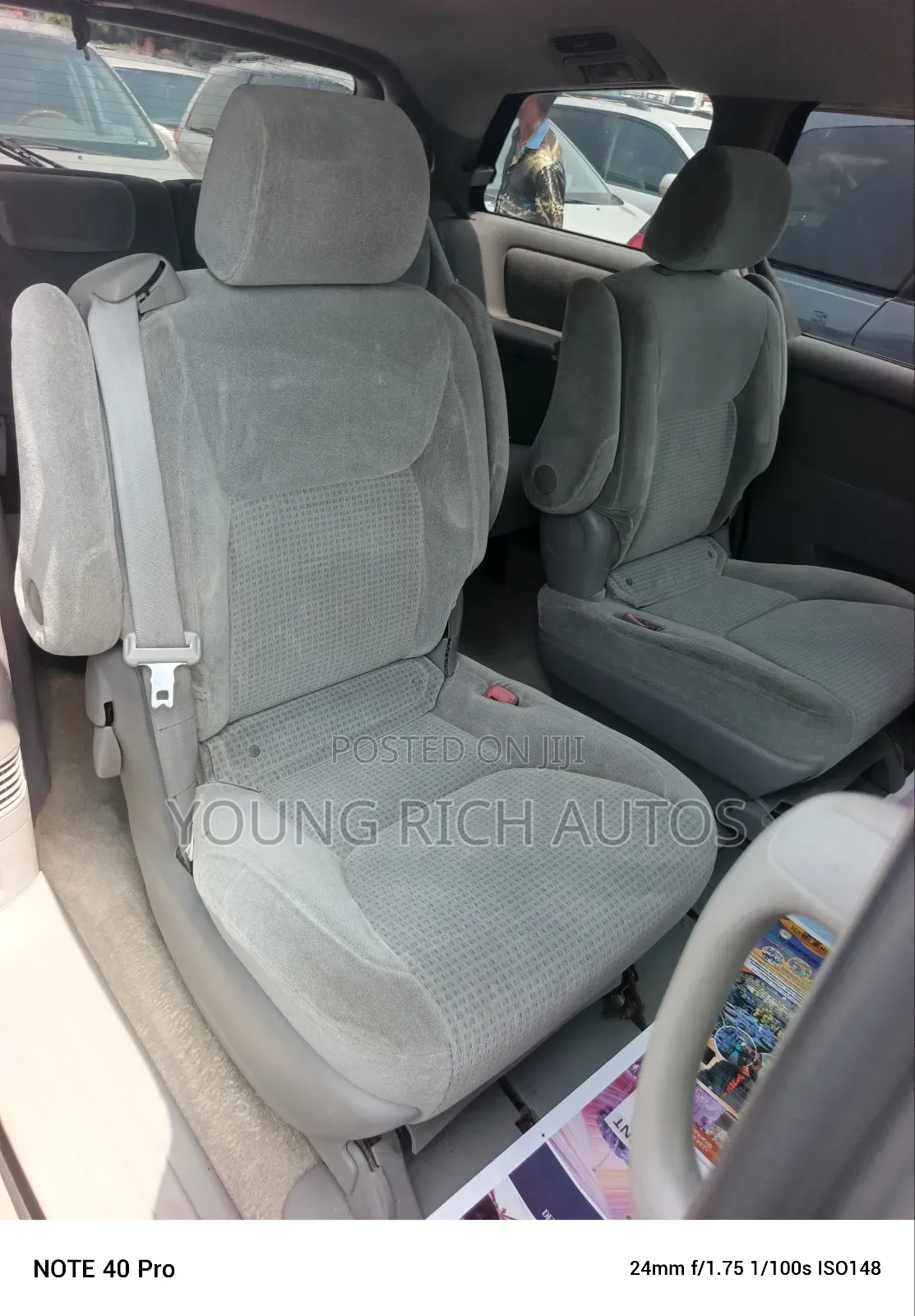 Toyota Sienna 2006 Silver