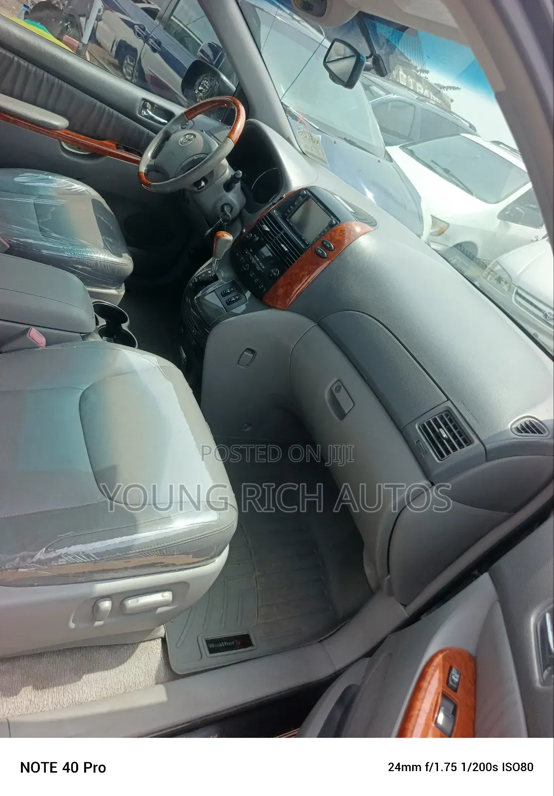 Toyota Sienna 2009 Black