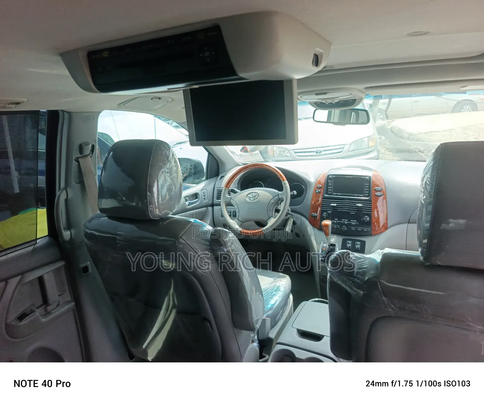 Toyota Sienna 2009 Black