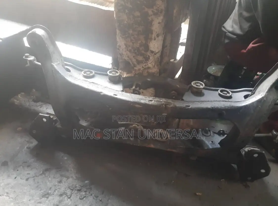 Direct Tokunbo 2004-2006 Lexus Rx330 Rear Beam (4wd)
