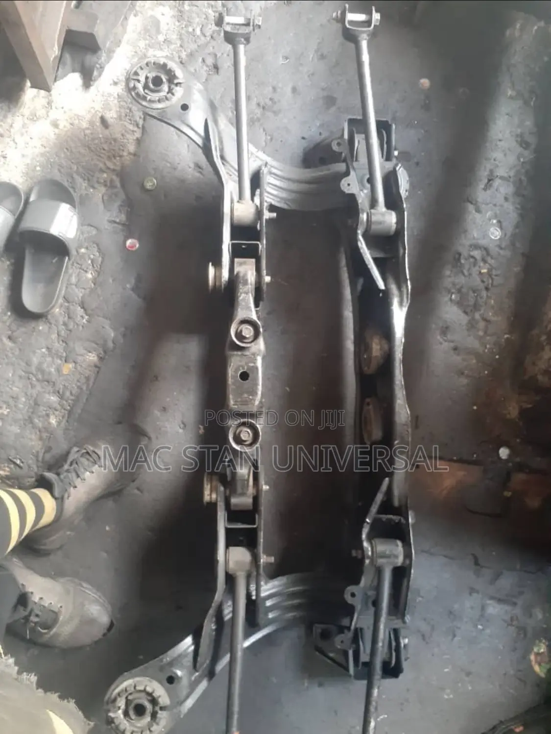 Direct Tokunbo 2004-2006 Lexus Rx330 Rear Beam (4wd)
