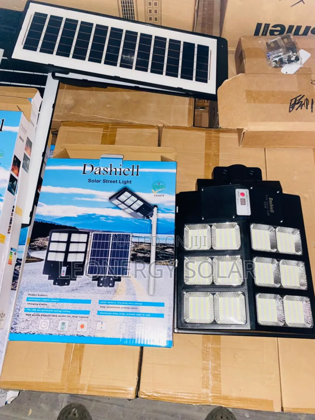 Dashiell 12 Eyes Solar Street Light (800w)