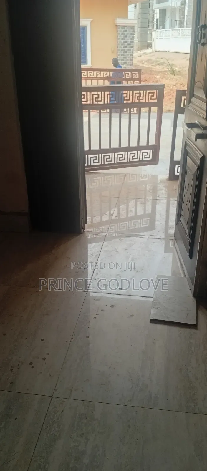 Furnished 5bdrm Duplex in Mini Estate, Katampe Extension for sale