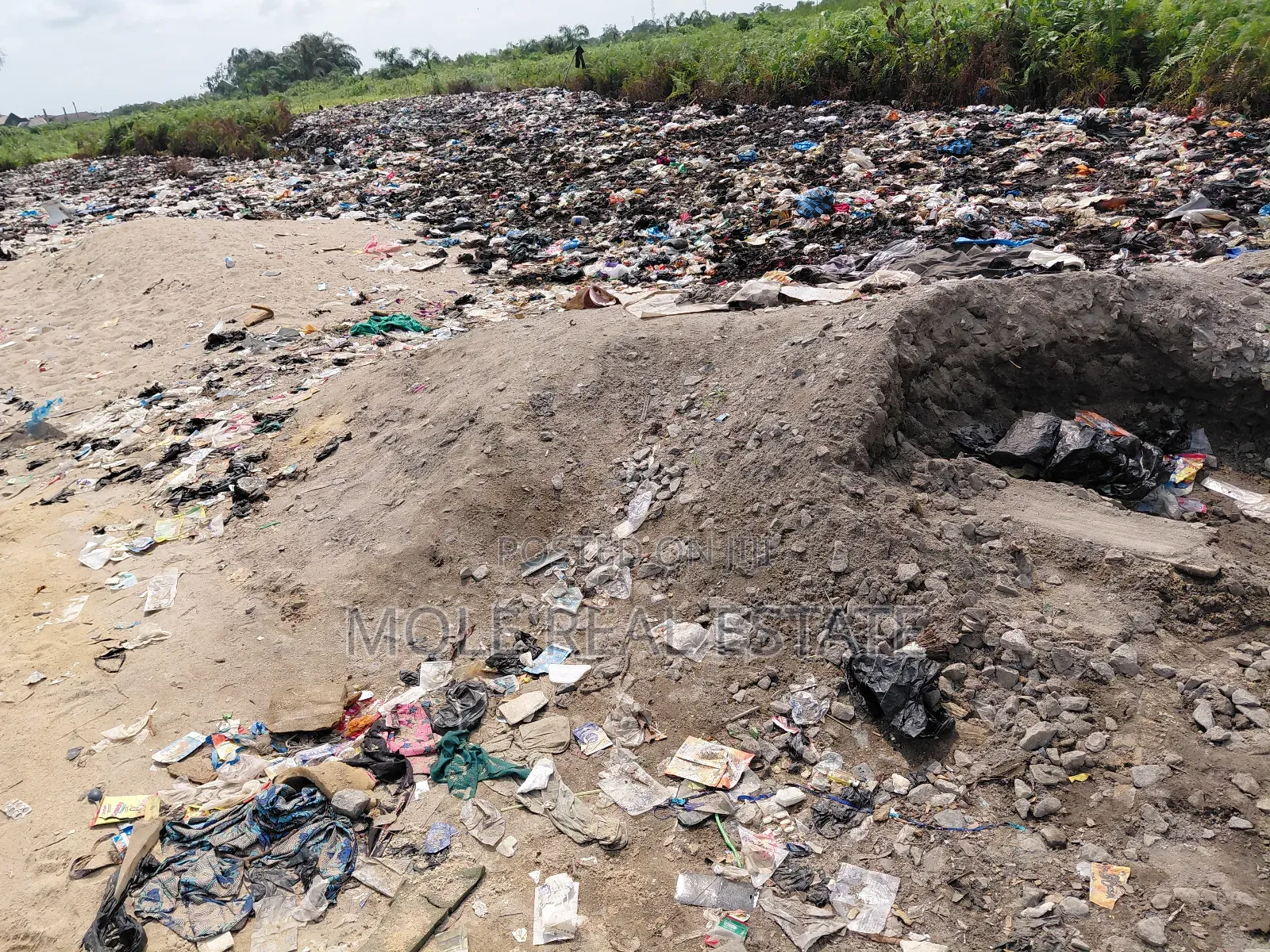 Half Plot of Land Fenced Pab B/S Ikotun Idimu Rd Alimosho
