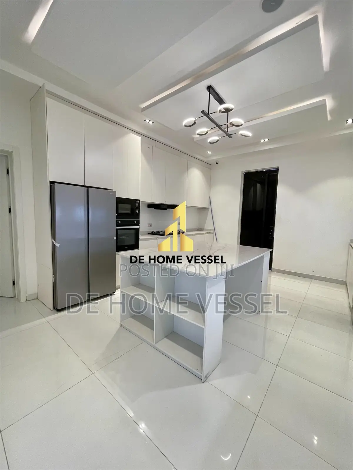 5bdrm Duplex in Lekki for sale