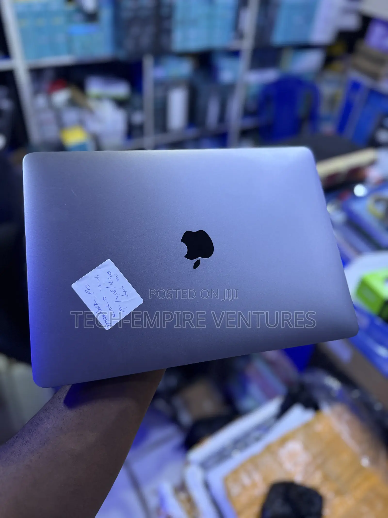 Laptop Apple MacBook Pro 2020 16GB Intel Core I7 SSD 256GB