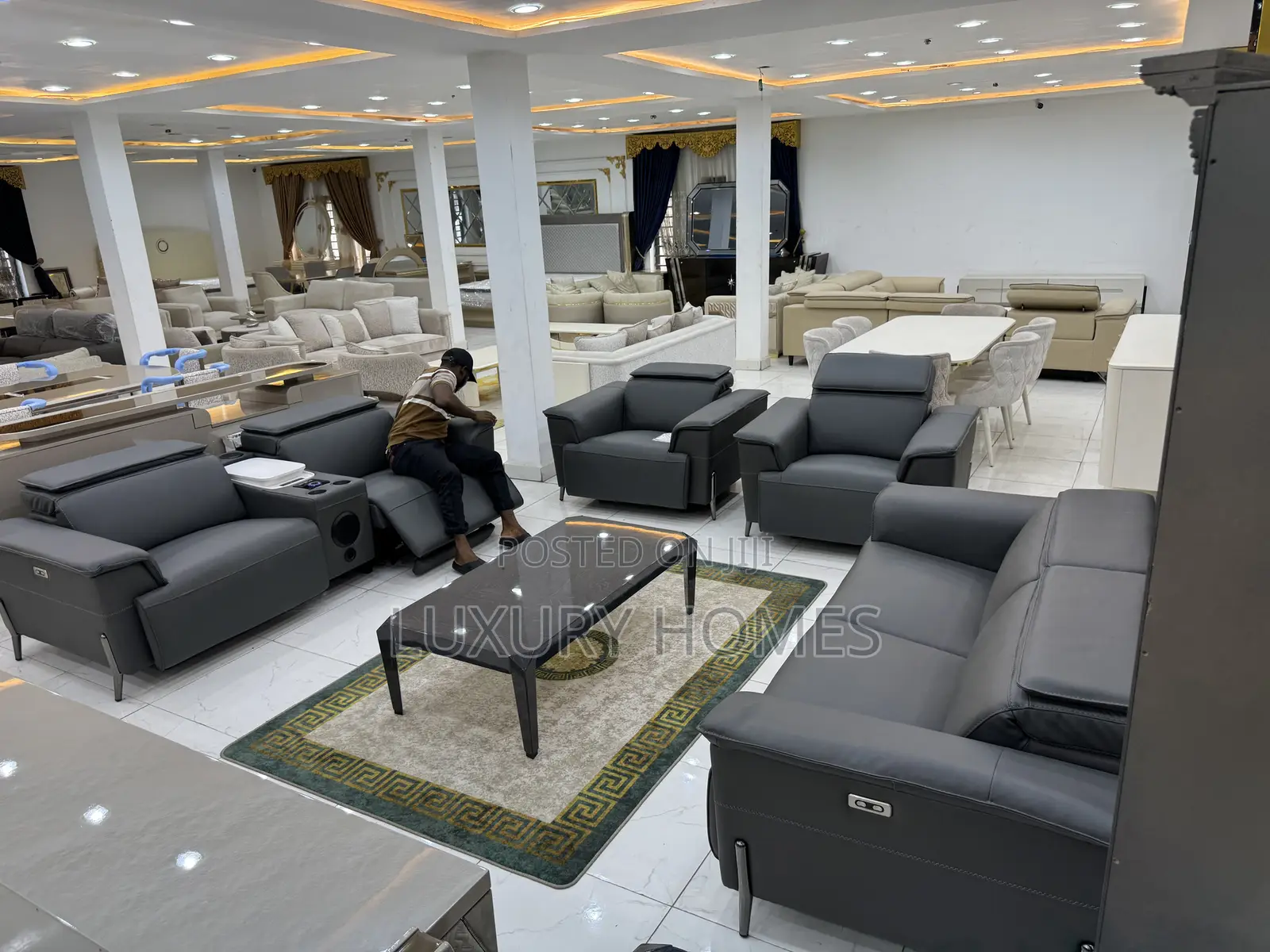 Reclining Sofa