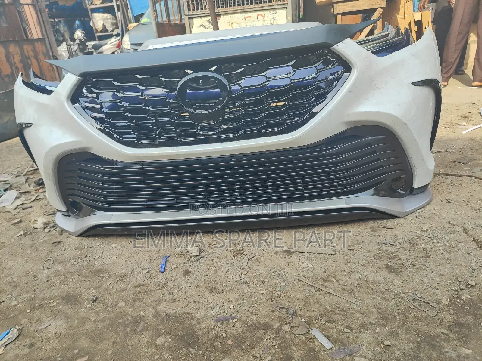 Complete Front Bumper Highlander 2023