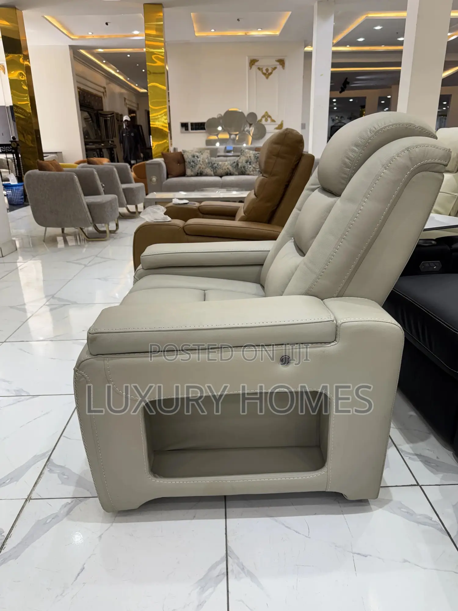 Reclining Cinema Chair