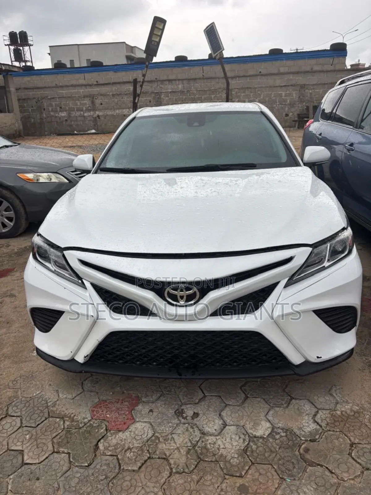 Toyota Camry 2018 White