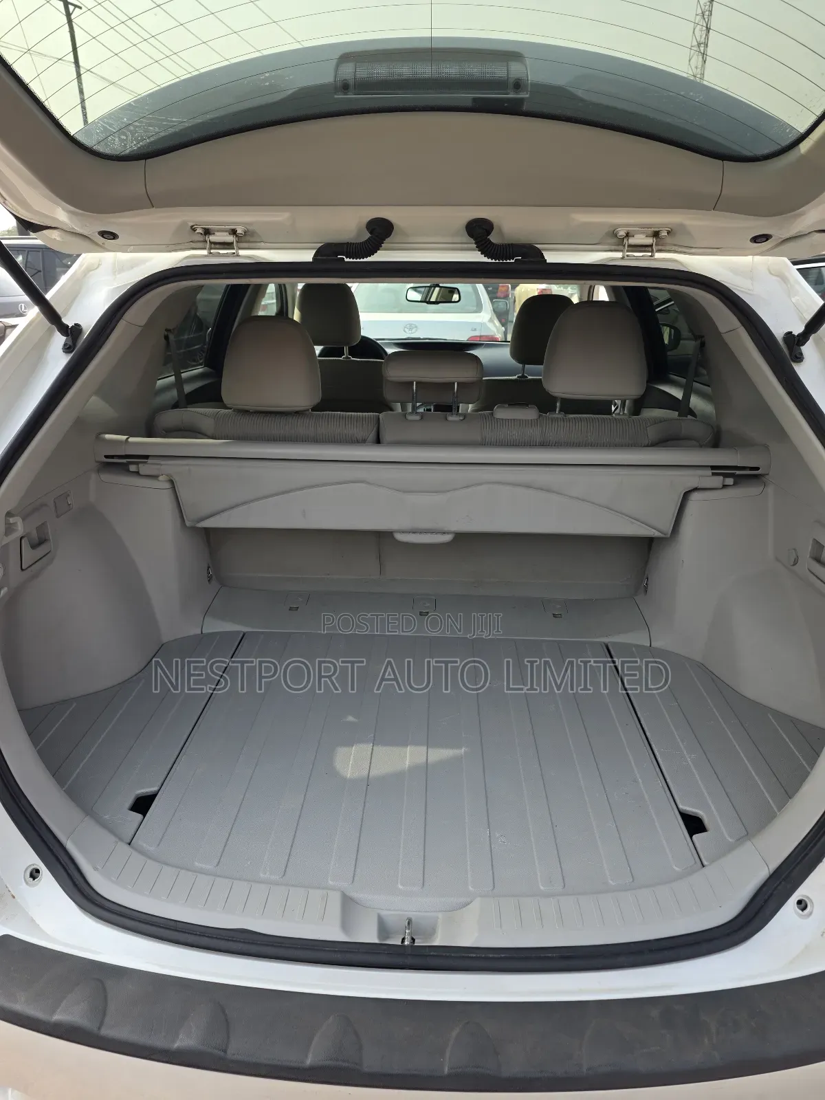 Toyota Venza V6 AWD 2012 White