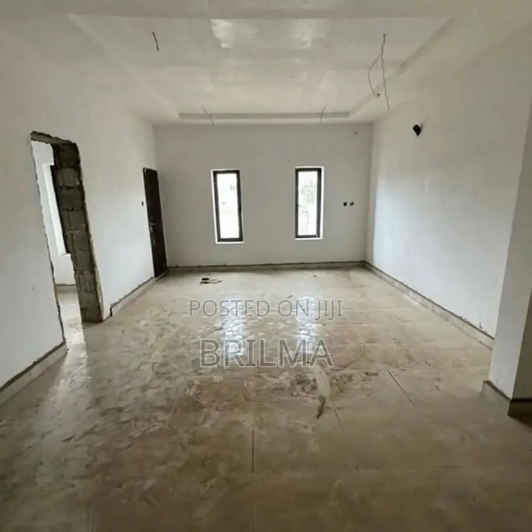 4bdrm Duplex in Dawaki for sale