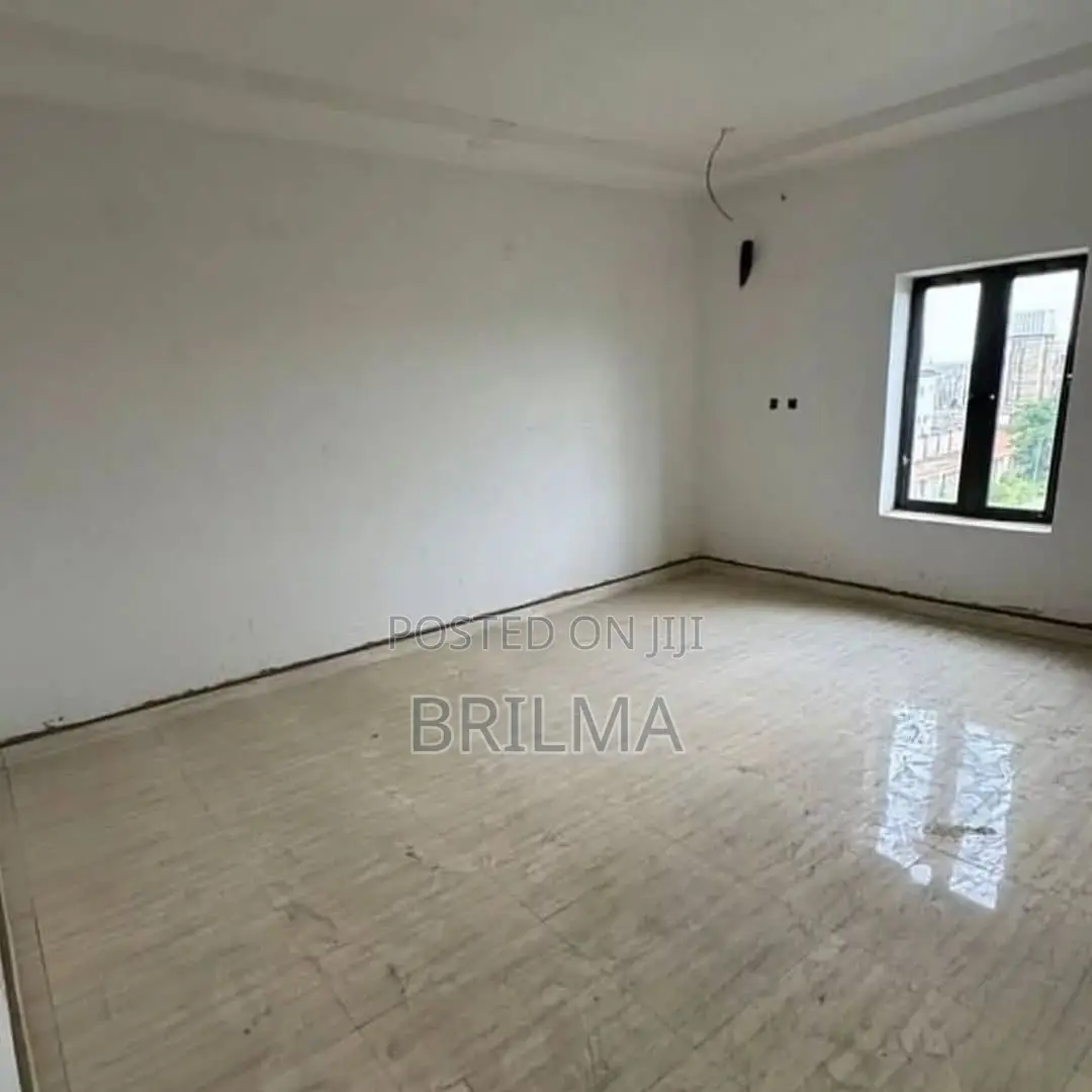 4bdrm Duplex in Dawaki for sale