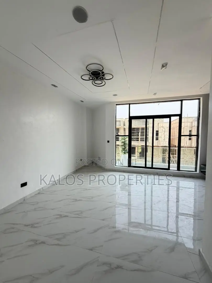 4bdrm Duplex in Ajah Lekki Lagos, Abraham Adesanya Estate for sale