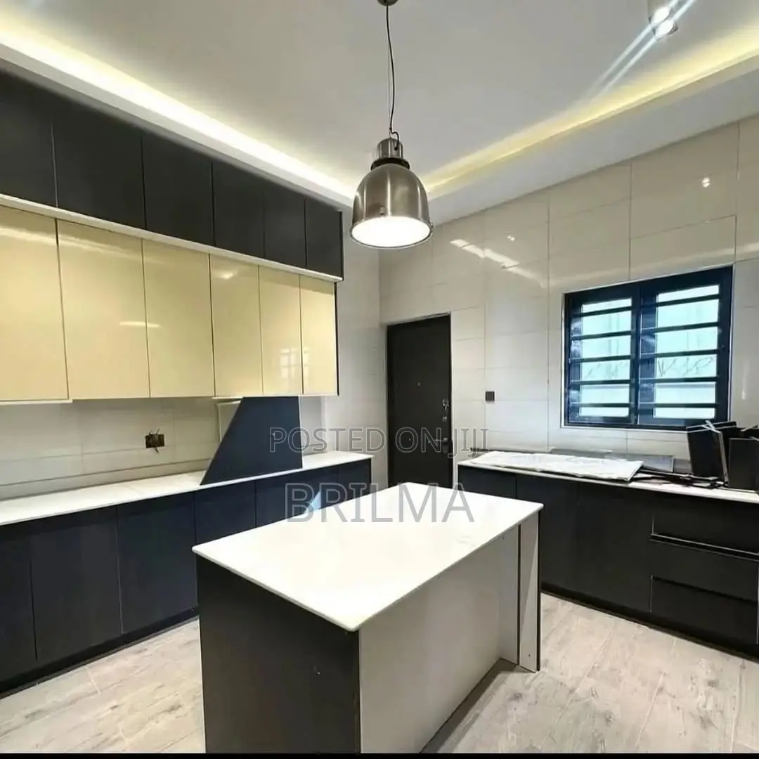 4bdrm Duplex in Jahi for sale