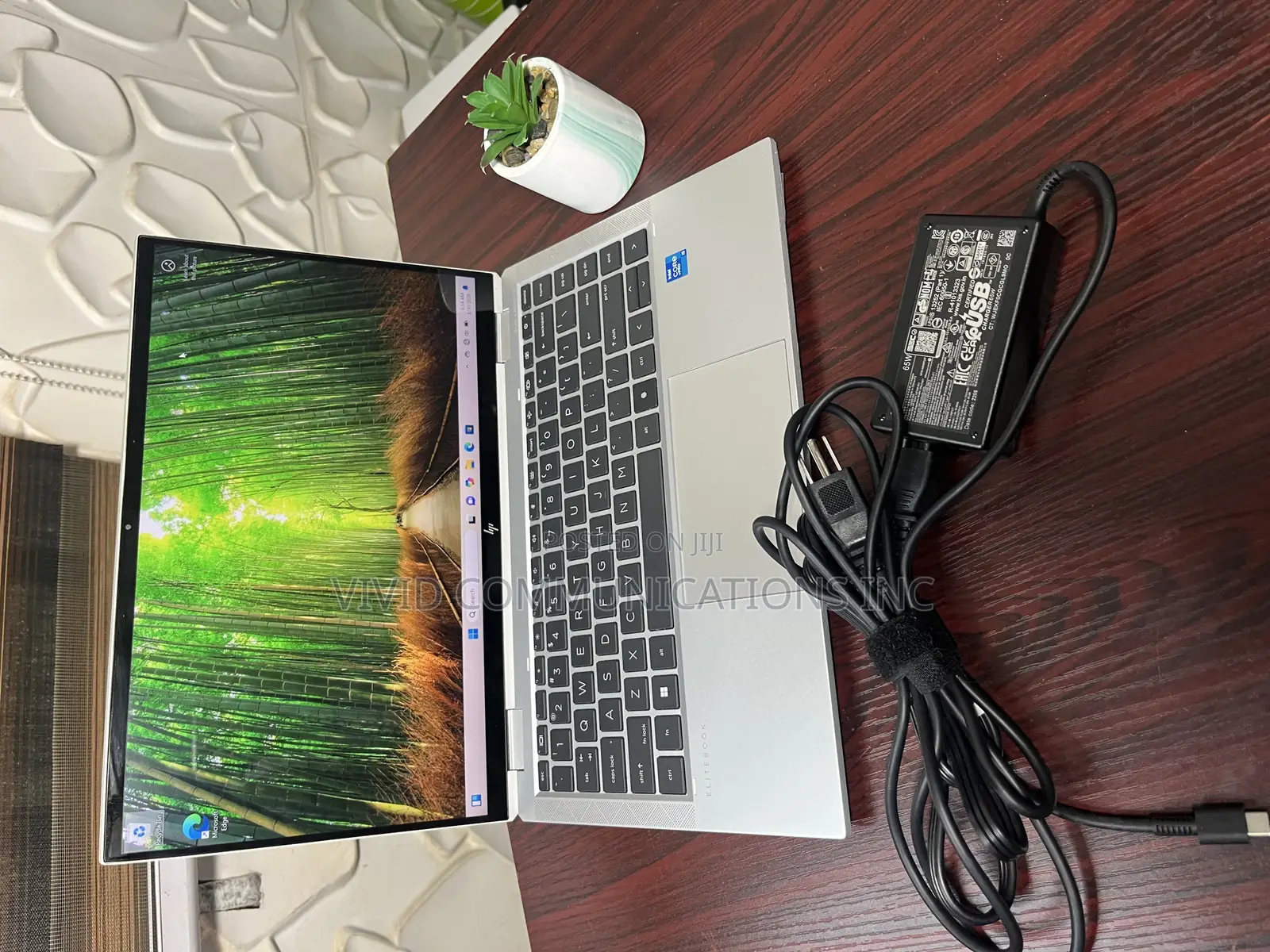 Laptop HP EliteBook 1040 G8 16GB Intel Core I5 SSD 256GB