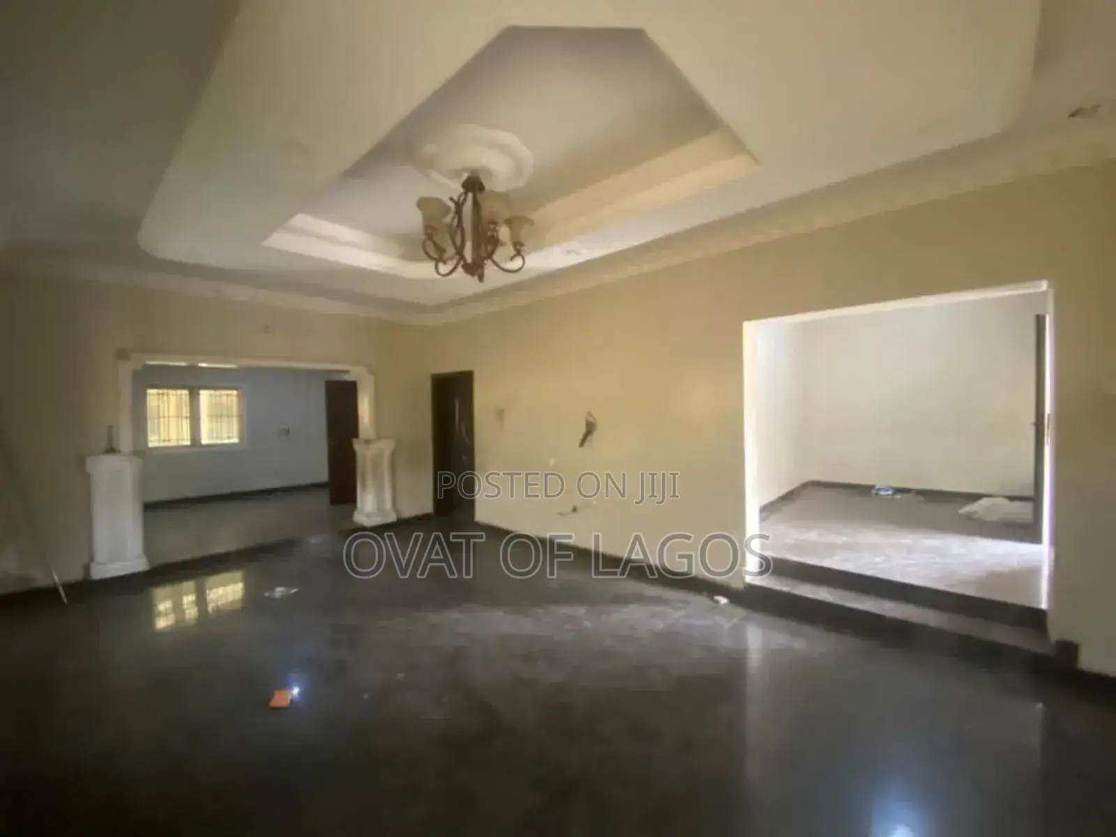 5bdrm Duplex in Chevron Toll Gate for rent