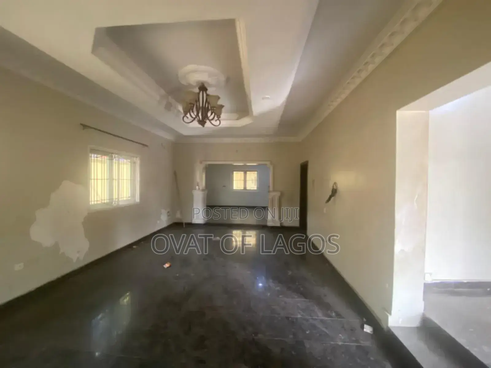 5bdrm Duplex in Chevron Toll Gate for rent