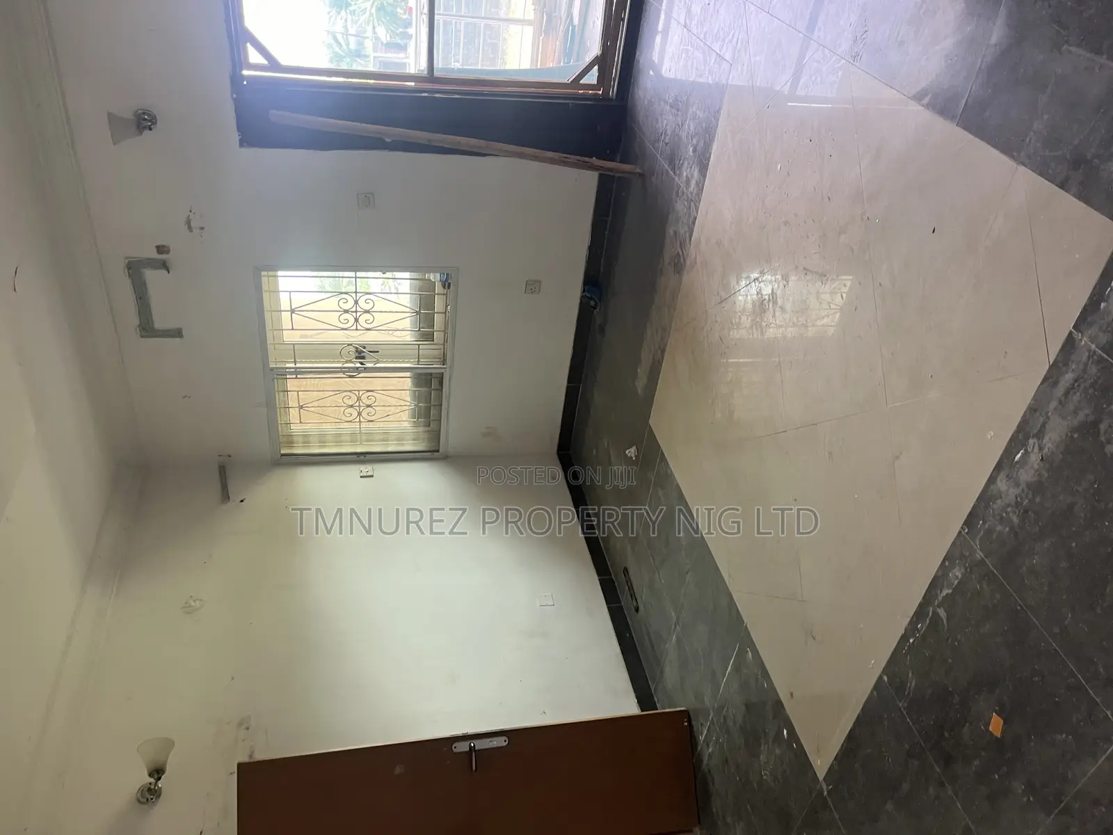 3bdrm Apartment in Ilaje for rent