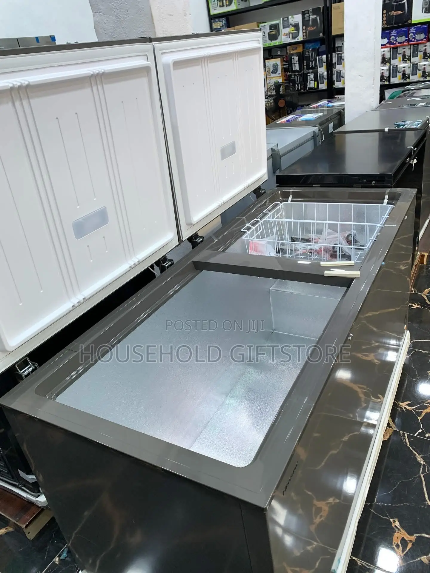 Hisense 500l Double Door Chest Freezer
