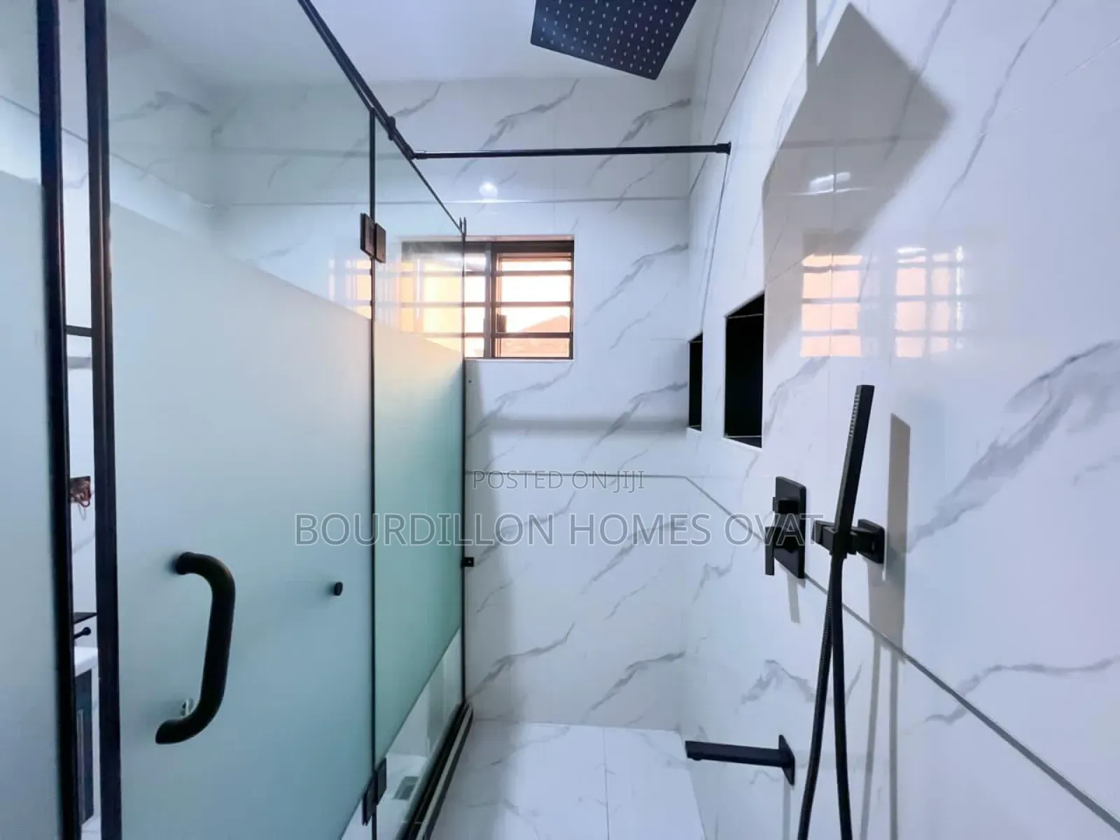4bdrm Duplex in Lekki Phase 1 Lagos for sale