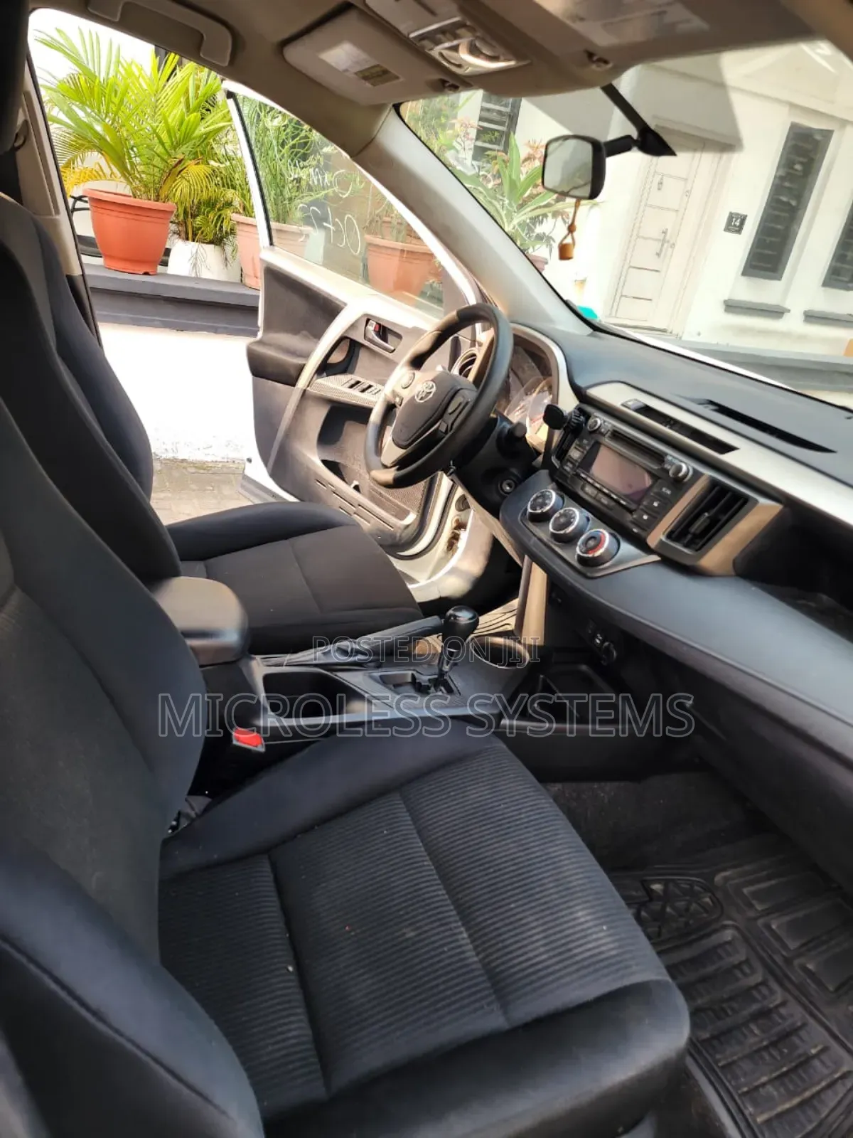 Toyota RAV4 2015 White