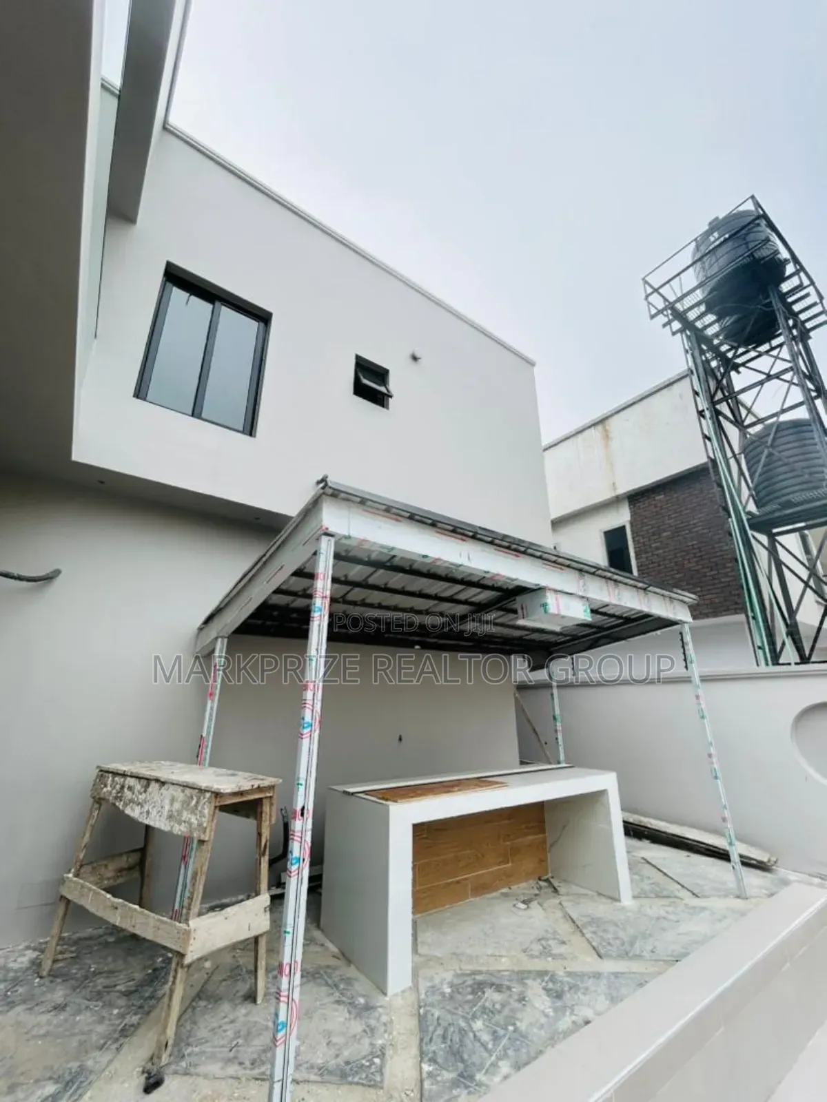 4bdrm Duplex in Ojo for sale