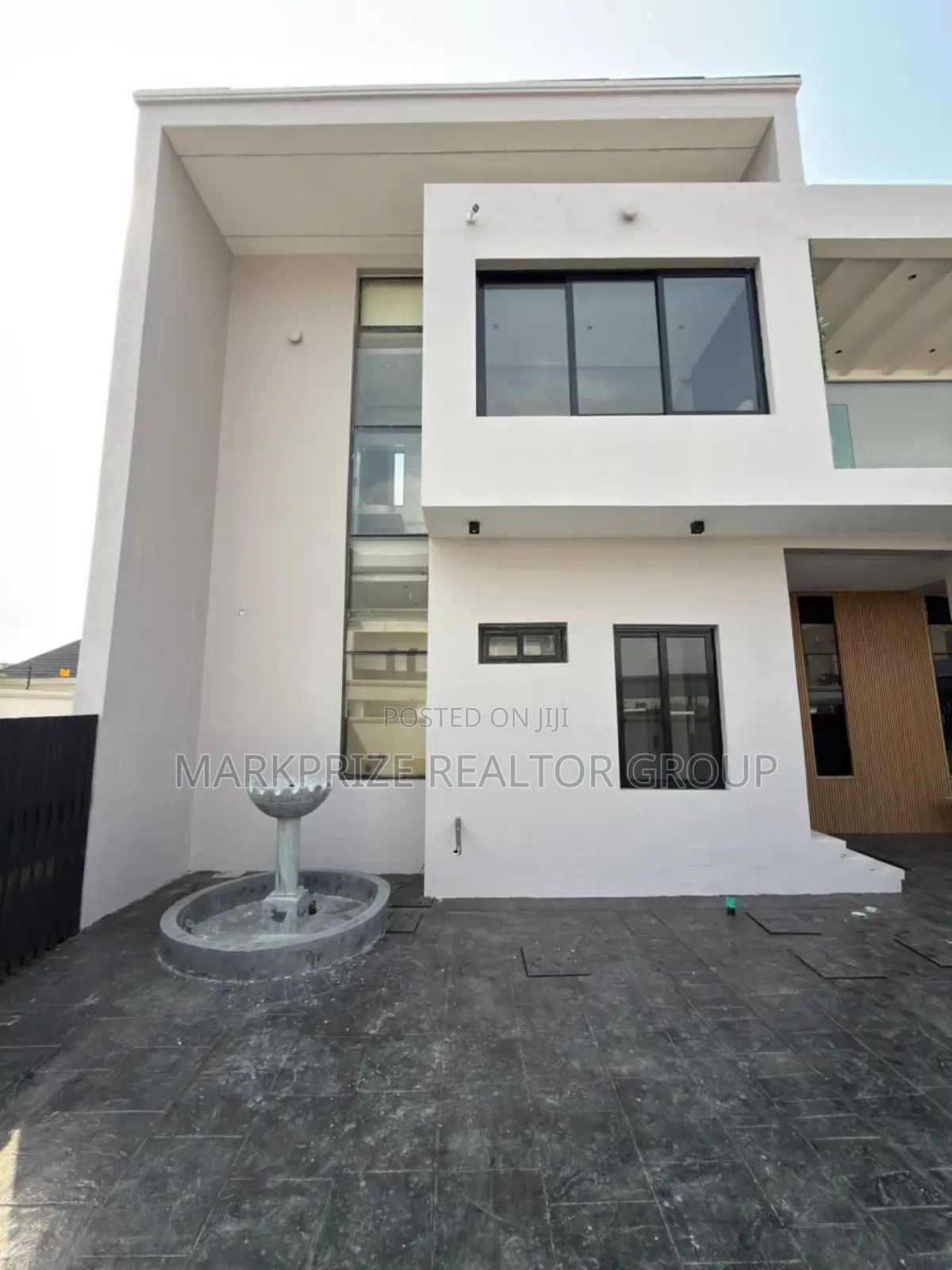 4bdrm Duplex in Ojo for sale