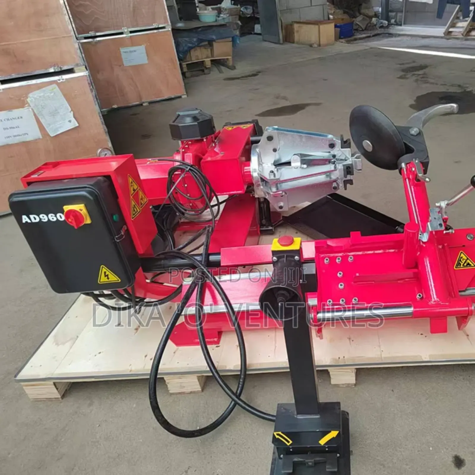 Tire Changer for Heavy Duty Truck/Bus Tire, Model
