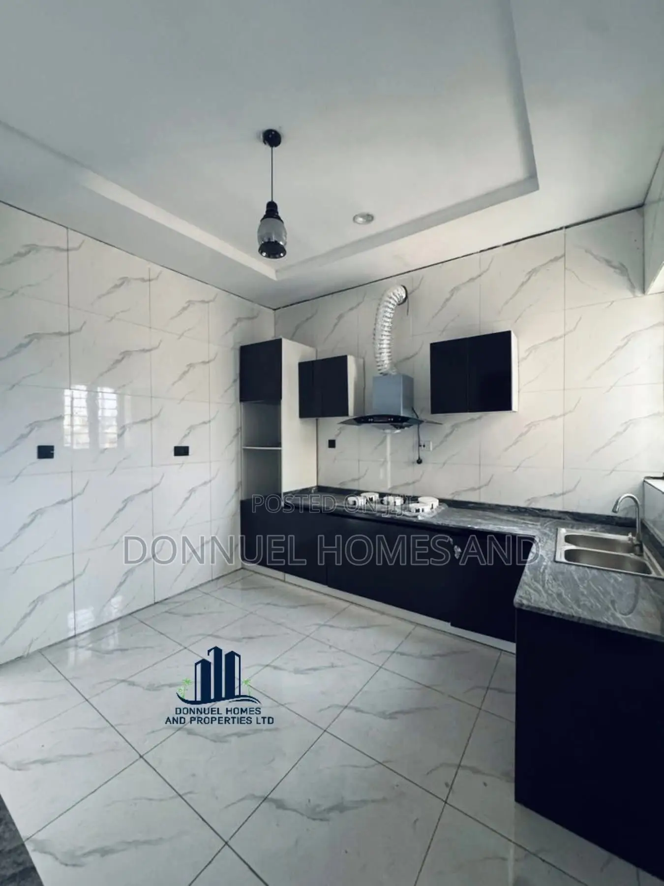 3bdrm Townhouse/Terrace in Ajah for sale