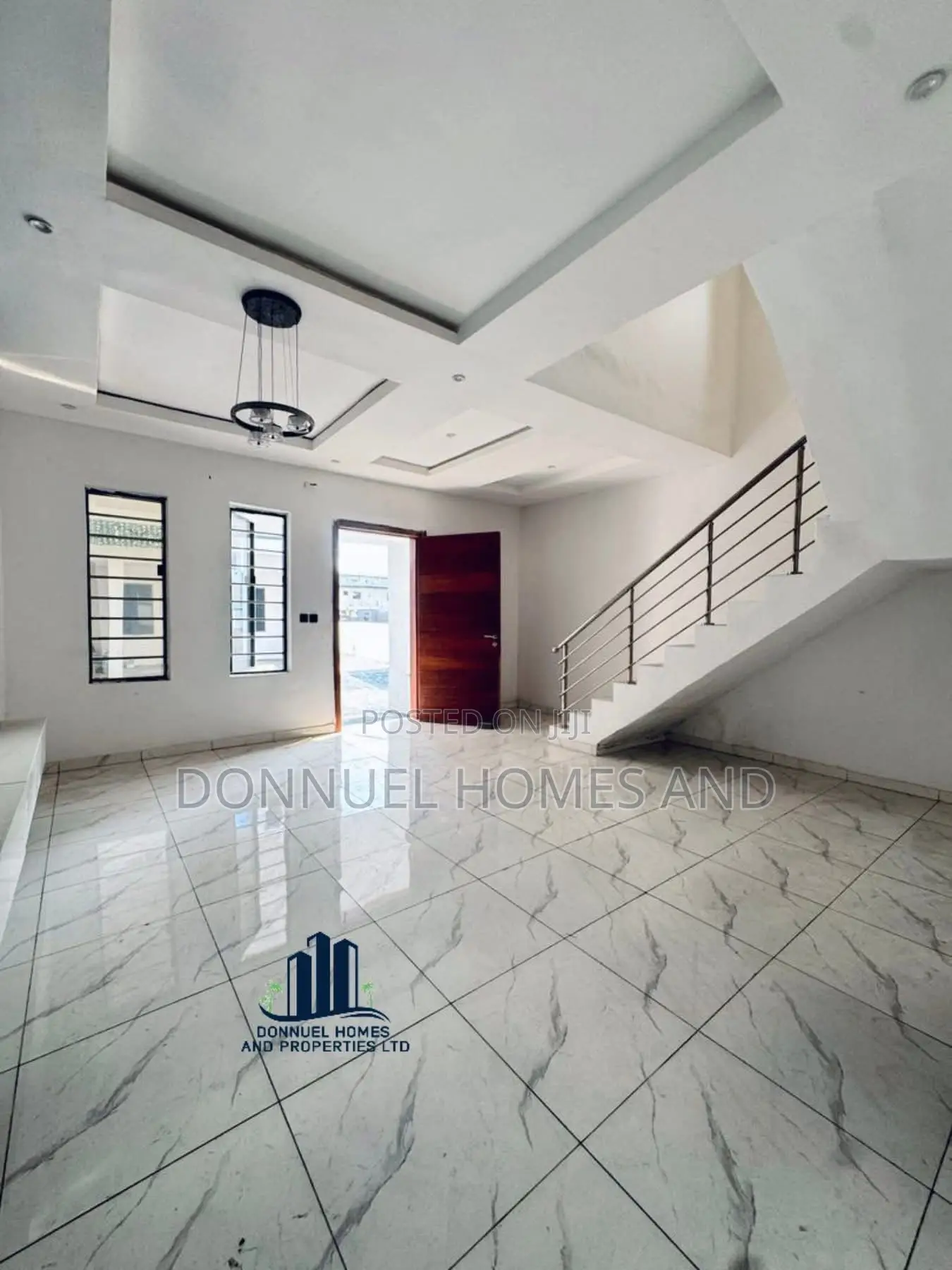 3bdrm Townhouse/Terrace in Ajah for sale