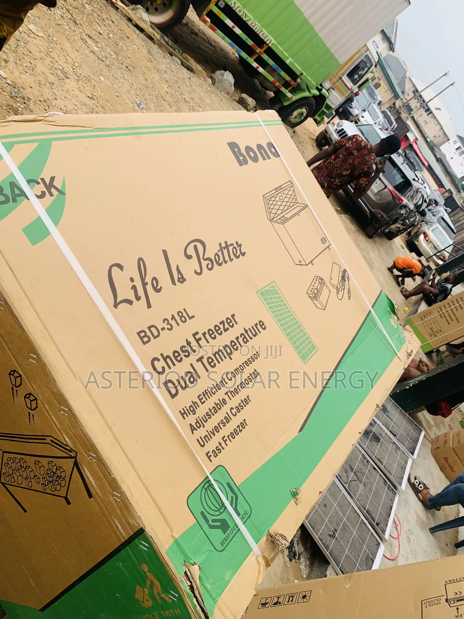 318l Bona Chest Freezer