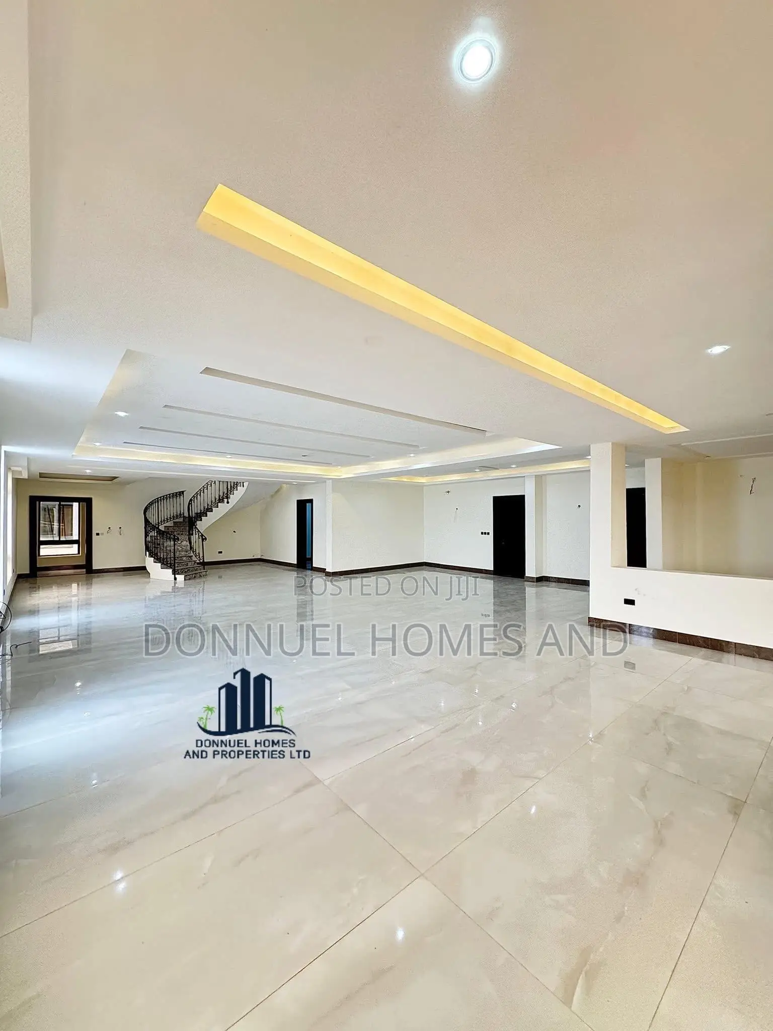 5bdrm Maisonette in Ikoyi for sale