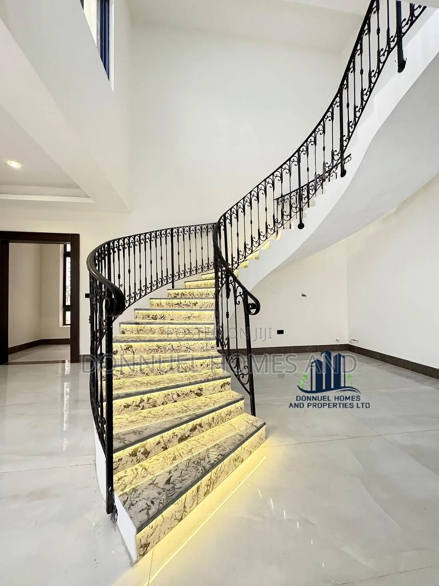 5bdrm Maisonette in Ikoyi for sale