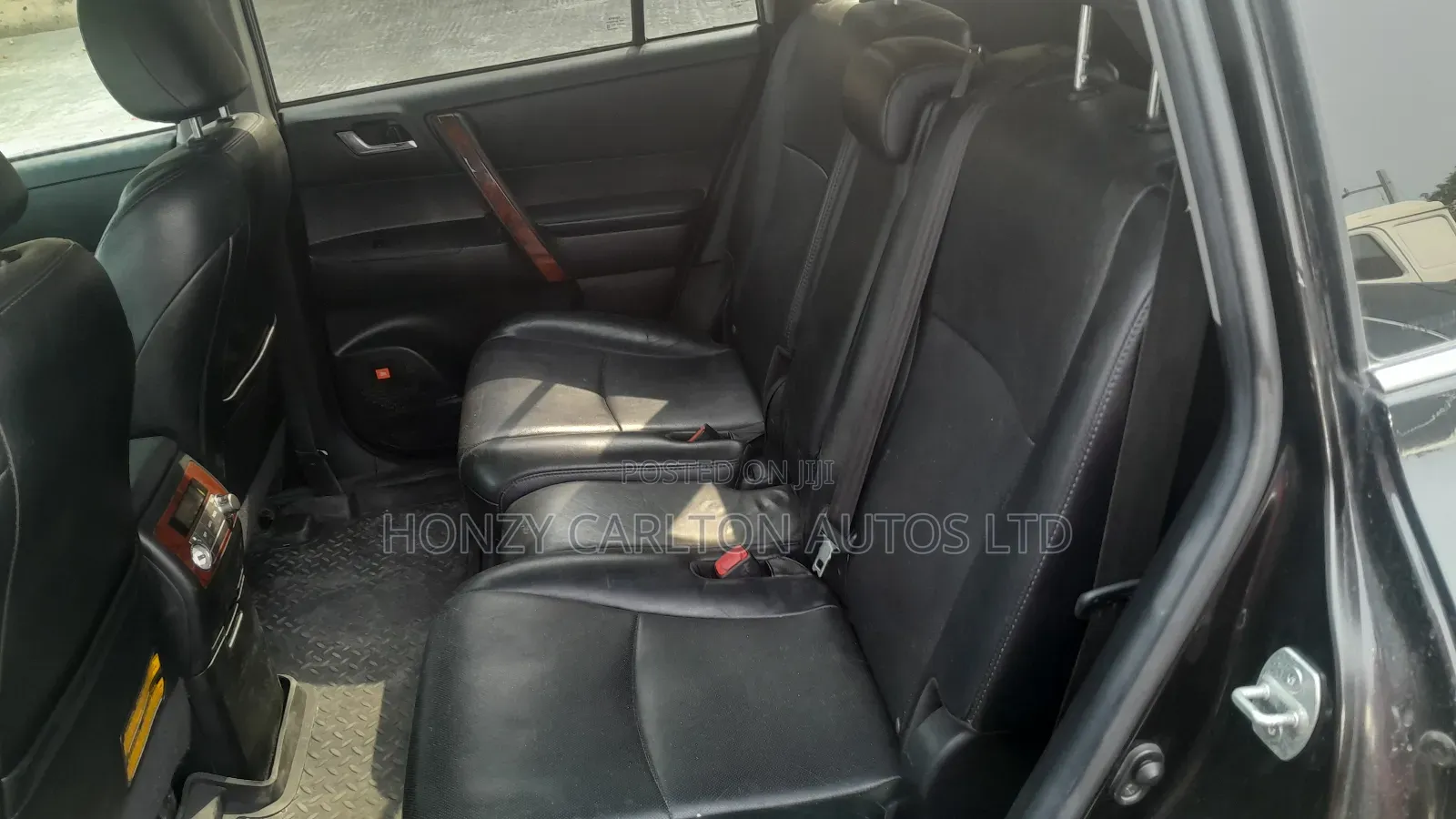 Toyota Highlander Limited 3.5l 4WD 2013 Black
